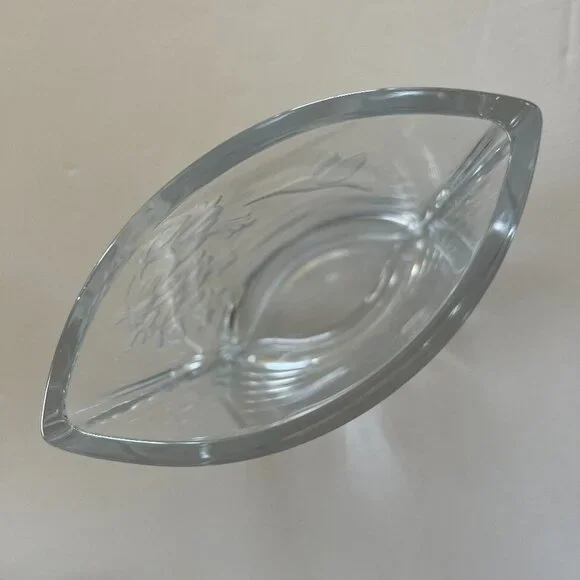 VINTAGE HUMMINGBIRD VASE Clear Glass EUC - Picture 2 of 5